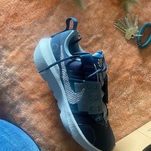 Boys bikes sneakers size 4.5 brand new